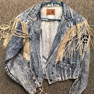 Jean jacket with leather frindge